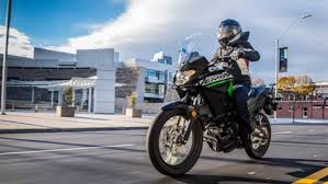 Kawasaki Versys-X 300 ने भारत में फिर से मारी एंट्री, स्टाइलिश लुक और बेजोड़ फीचर्स के साथ हुई लॉन्च