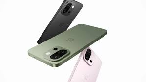 लॉन्च से पहले सामने आई OnePlus 13s की कीमत, फोन में मिलेगा नया Plus Key