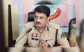 सर्पदंश की झूठी कहानी का भंडाफोड़, पुलिस ने डॉक्टर, वकील समेत 5 लोगों के खिलाफ किया मामला दर्ज, जानें पूरा मामला
