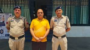 NSS प्रभारी जबरन नमाज पढ़ाने के मामले में अरेस्ट, कई और लोग होंगे गिरफ्त में