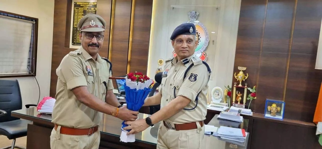 विजय कुमार पांडे ने संभाला जांजगीर जिले के एसपी का पदभार