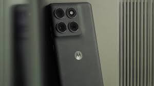 मोटोरोला का एक और फ्लैगशिप फोन हुआ लॉन्च, मिलेंगे 5200mAh बैटरी समेत दमदार फीचर्स