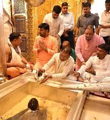 CM साय ने काशी में बाबा विश्वनाथ के दिव्य दर्शन किए