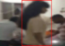 महिला प्रोफेसर ने फांसी लगाकर की खुदकुशी, परिजन सदमें में