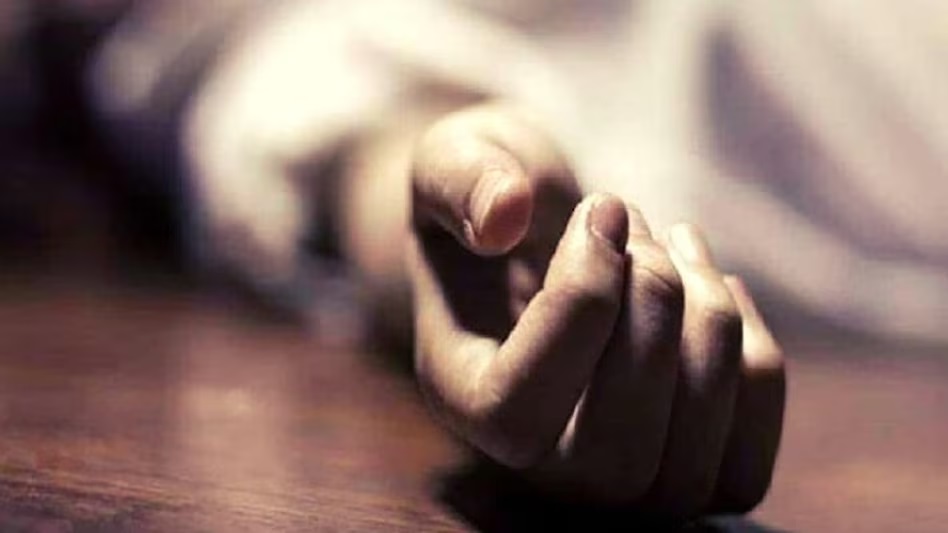 बुजर्ग ने लगाई फांसी, आत्महत्या का कारण जानने में जुटी पुलिस..