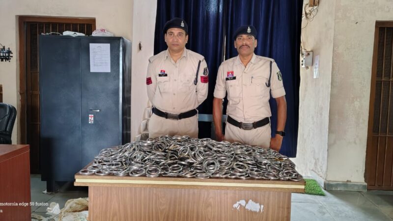 नागपंचमी के अवसर पर पोड़ीदलहा मेले में अपराधों की रोकथाम हेतु पुलिस ने की  सख्त कार्रवाई