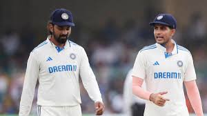 IND vs ENG: एजबेस्टन में दो स्पिनरों के साथ उतर सकता है भारत, कुलदीप के अलावा ये स्पिनर भी जडेजा का साथ देने की रेस में