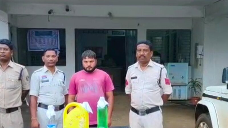 अवैध शराब परिवहन पर जैजैपुर पुलिस की कार्यवाही: अवैध शराब के साथ पकड़ाए आरोपी