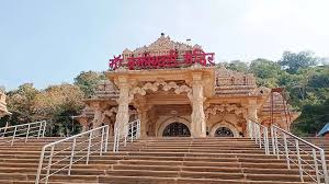 माँ बमलेश्वरी मंंदिर ट्रस्ट चुनाव विवादों में: आदिवासी समाज ने किया 20 जुलाई से विरोध सभा का ऐलान