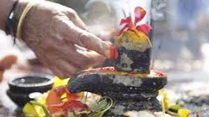 सावन का दूसरा सोमवार: शिवालयों में उमड़ी श्रद्धालुओं की भीड़, कामिका एकादशी का विशेष संयोग