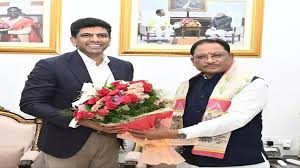 सीएम साय से मिले केंद्रीय राज्य मंत्री चन्द्रशेखर पेम्मासानी: आदिवासी बाहुल्य जिलों के दौरे का अनुभव किया साझा