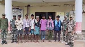 अंतरराज्यीय तस्करों पर एक्शन: तेलंगाना सीमा के पास से पुलिस ने 83 गौवंशी मवेशियों के साथ 7 आरोपी गिरफ्तार