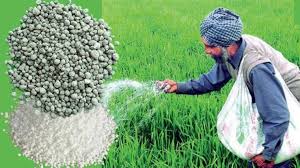 प्रदेश के किसानों को अब तक 8.35 लाख मीट्रिक टन रासायनिक खाद वितरित