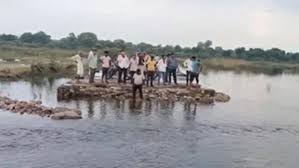 ‘Google Map’ ने ली जान! मैप ने कार सवारों को दिखाया गलत रास्ता, वैन नदी में बही; 3 लोगों की मौत