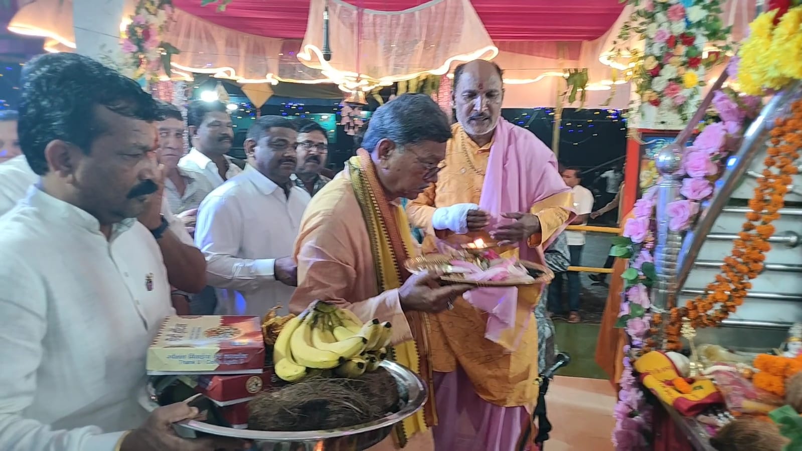भगवान श्री रामचंद्र जी के दिखाएं मार्ग पर चलें और अपने जीवन को धन्य करें  : चरण दास महंत