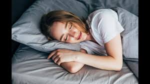बार-बार टूट जाती है नींद, तो जरूर अपनाएं ये वास्तु उपाय, सेहत में भी दिखेगा फर्क