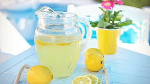 एक गिलास गर्म पानी में मिलाएं शहद-नींबू का रस, दूर हो जाएंगी सेहत से जुड़ी ये समस्याएं