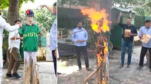 भारत-पाकिस्तान क्रिकेट मैच पर विवाद: विपक्ष का विरोध और शहीदों का अपमान