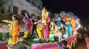 झांकियों से जगमगाई संस्कारधानी : राजनांदगांव में निकली गणेश विसर्जन की झाकियां