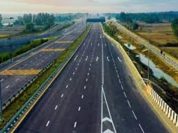 भ्रष्ट राजस्व इंस्पेक्टर और पटवारी फरार, निलंबन नहीं अब तक विभाग मौन