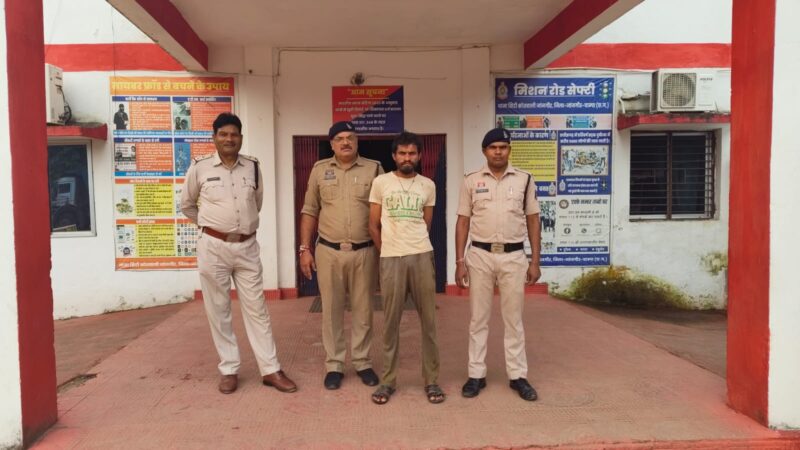 शराबी पति को चंद घंटे में किया गिरफ्तार, जिसके द्वारा अपनी पत्नी को मारपीट कर सिर में चोट पहुंचाया
