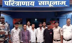 200 गुर्गे गिरफ्तार, गांजा-चरस और शराब जब्त