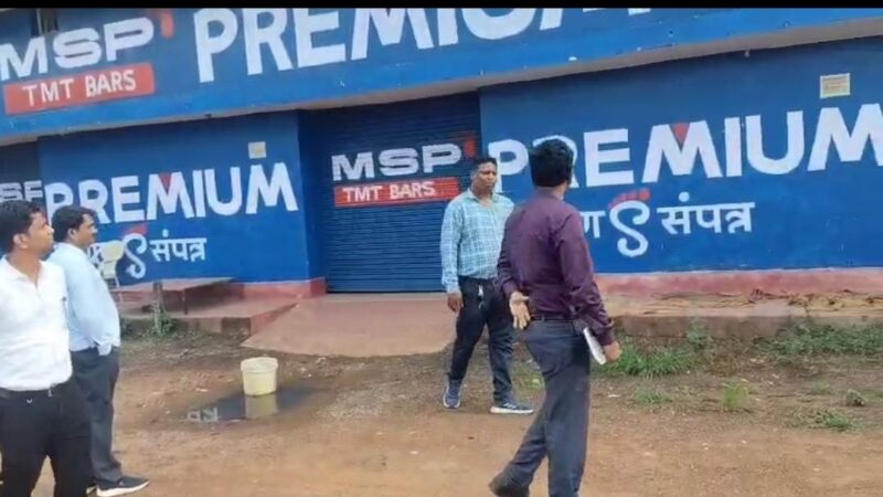 खाद कालाबाजारी व अधिक कीमत पर बेचने वालों पर की जा रही कार्यवाही