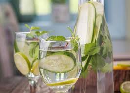 सिर्फ नींबू या हल्दी ही नहीं, इन चीजों को मिलाकर बनाएं पानी को हेल्दी ड्रिंक, डाइजेशन-इम्यूनिटी सहित कई समस्याओं में मिलती है मदद