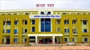 100 से ज्यादा पदों पर निकली है भर्ती, सैलरी 50 हजार पार, जानें आयु सीमा पात्रता डिटेल्स