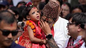 नेपाल में दो साल की बच्ची को जीवित देवी चुना गया, परंपरा के अनुसार ली गई थी कठिन परीक्षा