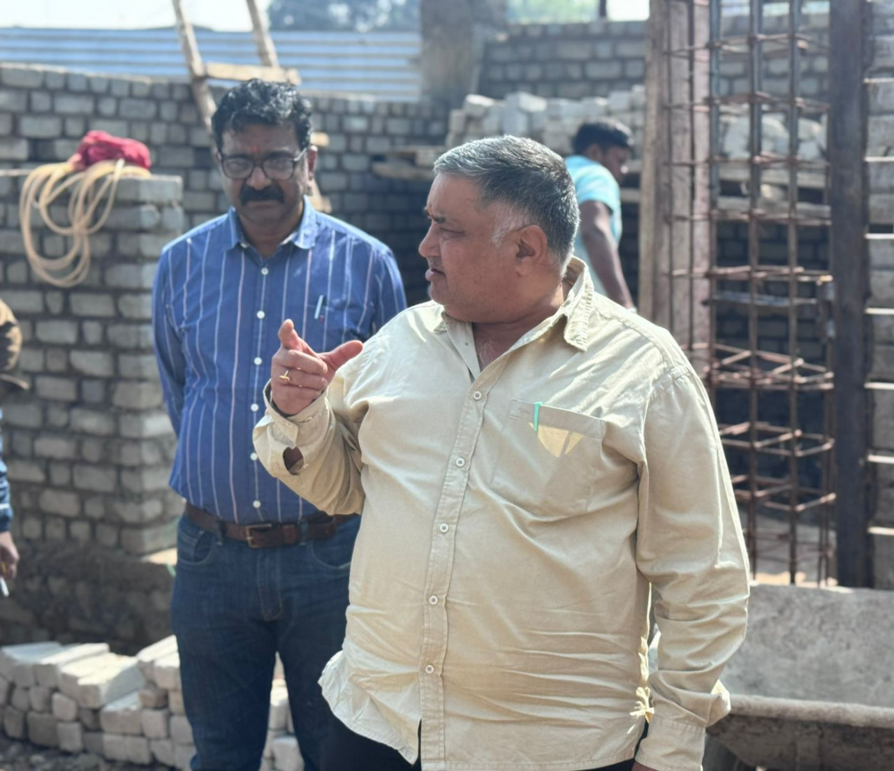 पर्यटन एवं संस्कृति मंत्री राजेश अग्रवाल उतरे फील्ड पर