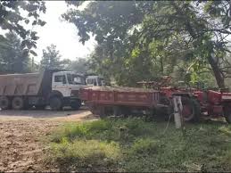 रेत की अवैध तस्करी पर खनिज विभाग ने फेरा पानी, 10 ट्रैक्टर और 2 हाईवा जब्त
