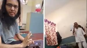 बेंगलुरु जेल से वीडियो वायरल होने के बाद गिरी गाज, दो अधिकारी बर्खास्त