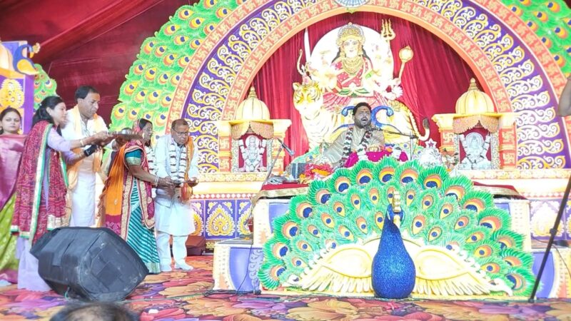 जब-जब धरती पर पाप बढ़ता है भगवान किसी न किसी रूप में अवतरित होता है : व्यासपीठ नन्दकिशोर