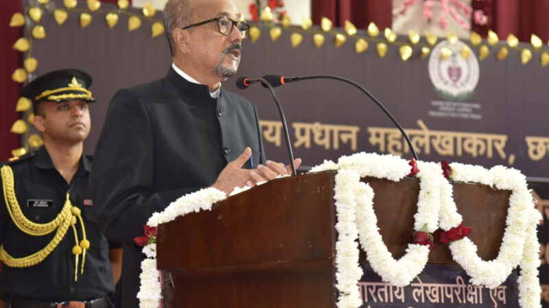 लोकतांत्रिक ढांचे में कैग की सर्वाेच्च भूमिका : रमेन डेका