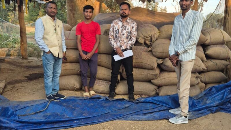 मोहला में खाद्य एवं मंडी विभाग द्वारा 40 कट्टा धान जब्त