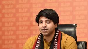 बाबर का महिमा मंडन कर रहीं आइएनडीआइ सहयोगी सरकारें, बीजेपी ने विपक्ष पर बोला करारा हमला
