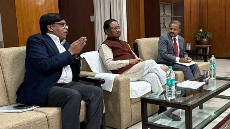 मुख्यमंत्री साय ने मध्यप्रदेश में नई सिंचाई तकनीक प्रेशर इरिगेशन नेटवर्क की प्रस्तुति का किया अवलोकन
