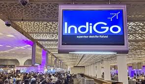 IndiGo की सेवाएं ठप, एयरपोर्ट पर यात्रियों का हंगामा; मनमाने किराए पर सरकार की रोक…