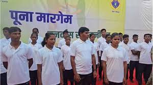 बीजापुर में 34 नक्सलियों ने किया समर्पण: एसपी और DIG CRPF के समक्ष डाले हथियार, कुल 84 लाख का था ईनाम