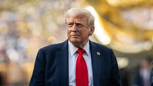 ट्रंप ने फिर बढ़ाईं हजारों भारतीयों की मुश्किलें, वर्क परमिट समयसीमा घटाई