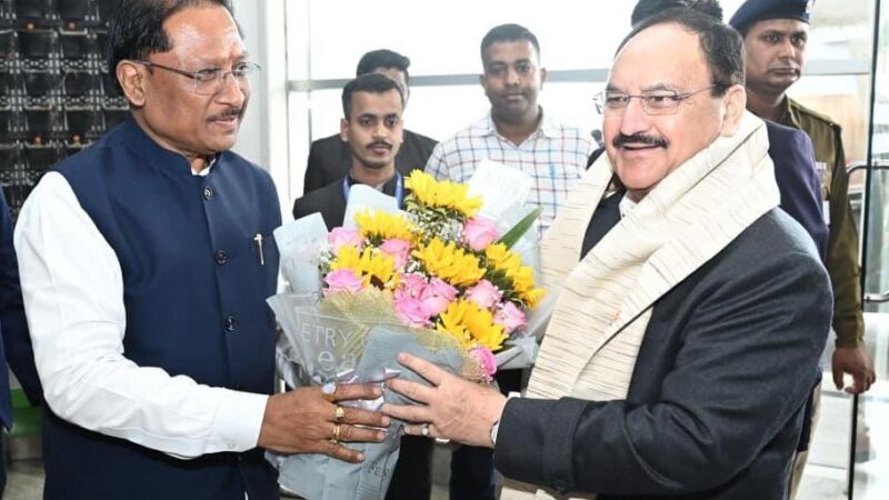 मुख्यमंत्री साय ने केंद्रीय स्वास्थ्य एवं परिवार कल्याण मंत्री जे पी नड्डा का किया आत्मीय स्वागत