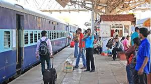आज से महंगा हो जाएगा ट्रेन का सफर, कितना बढ़ेगा किराया? पूरी डिटेल