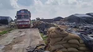 7 करोड़ के धान घोटाले का खुलासा! 26 हजार क्विंटल धान गायब, चूहे-मौसम का दिया जा रहा हवाला…